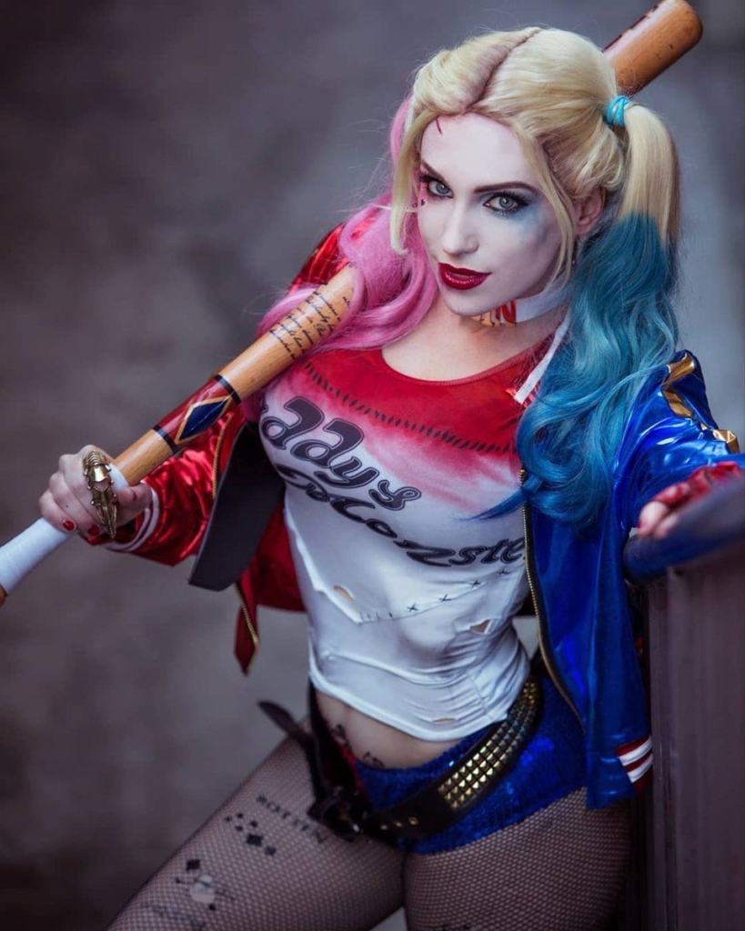 DC Comics Cosplay: Crazy in Love with this 'Suicide Squad' Cosplay ...