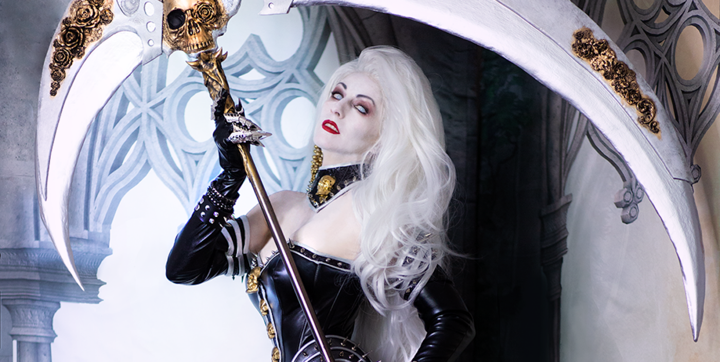 Lady death cosplay